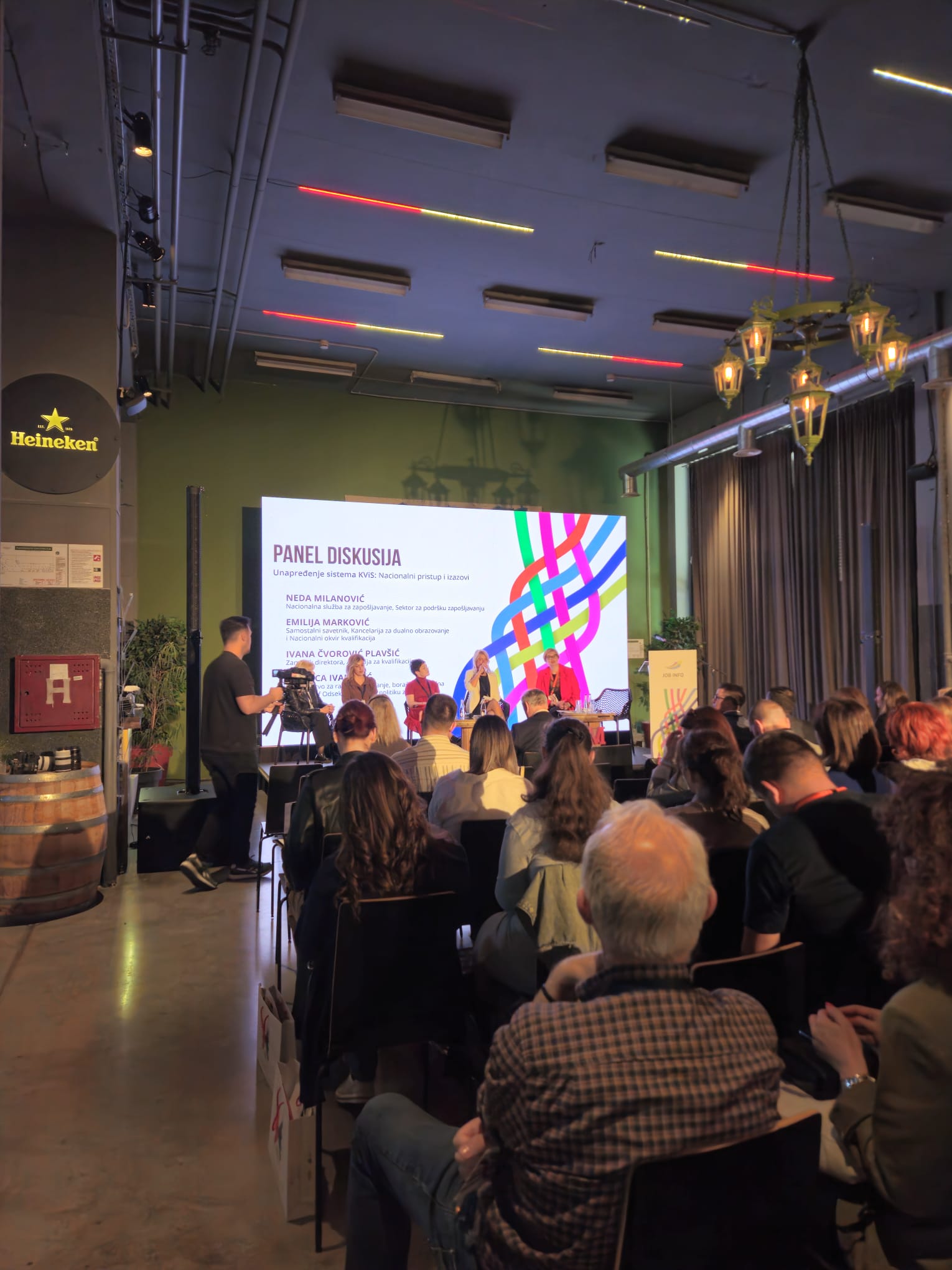 Job Info Centar Kragujevac na nacionalnoj konferenciji „Znanjem do posla“: Inovacije i lokalne inicijative u fokusu karijernog vođenja